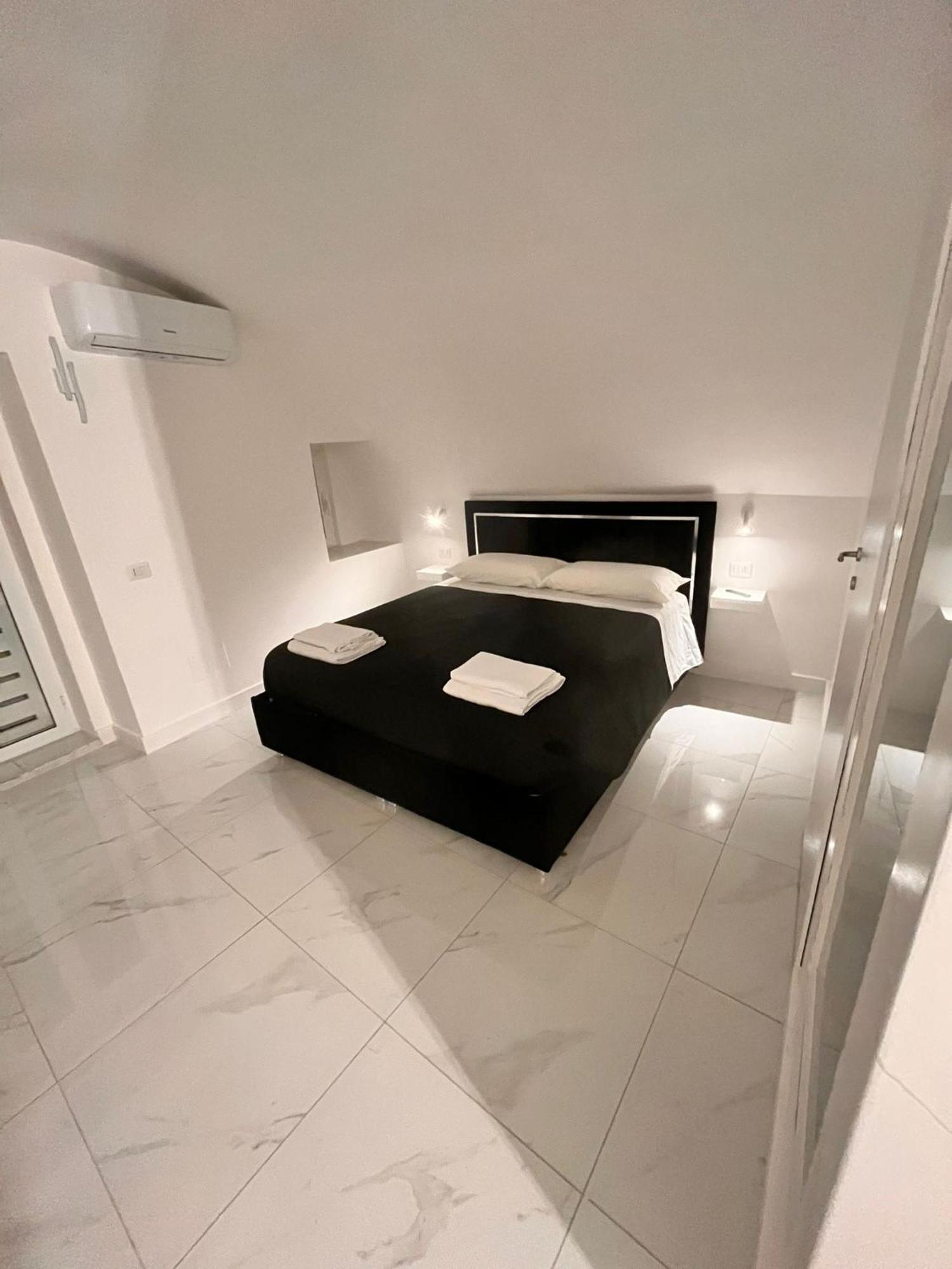 Suite Luxury Toto Naples Exterior photo