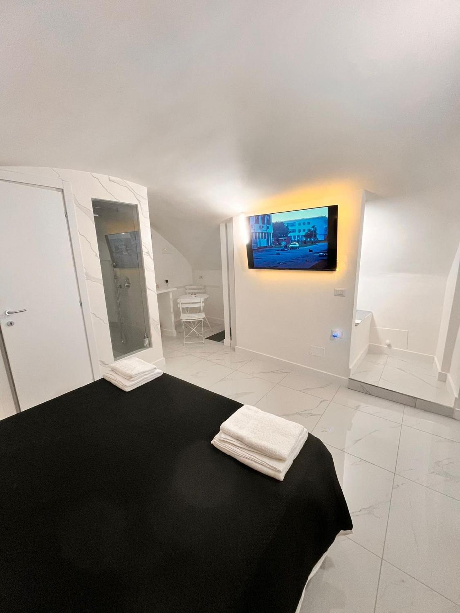 Suite Luxury Toto Naples Exterior photo